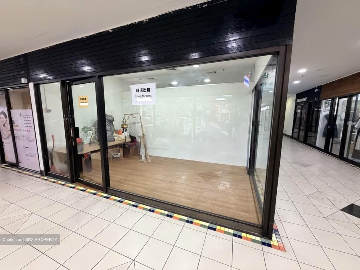 Parklane Shopping Mall (D7), Retail #566880121